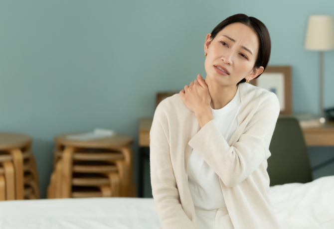 疲れやすさ・動悸・体重変化など甲状腺で見られる症状